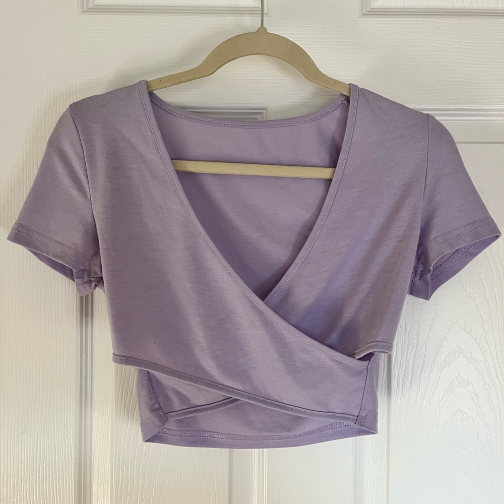 SHEIN Lavender Wrap Crop Top with Cut-Out – Size M